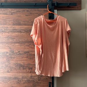 Plus size short sleeve shirt